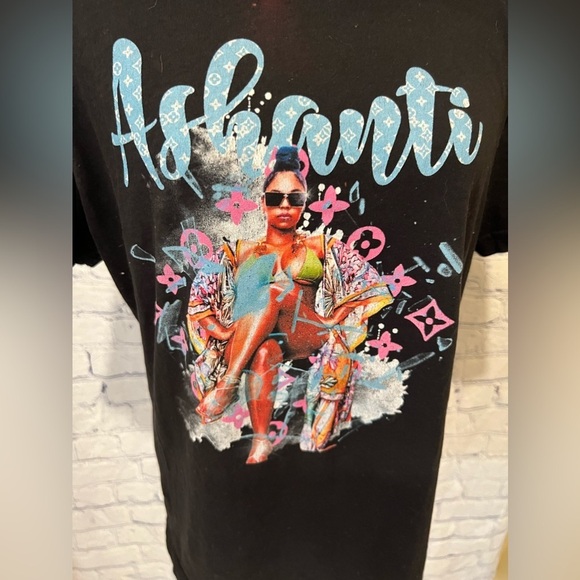 ASHANTI GRAPHIC TEE Size Large - Picture 2 of 5